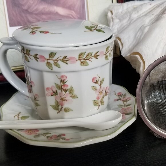 Andrea by Sadek Tea Set 5 Piece - Picture 2 of 6